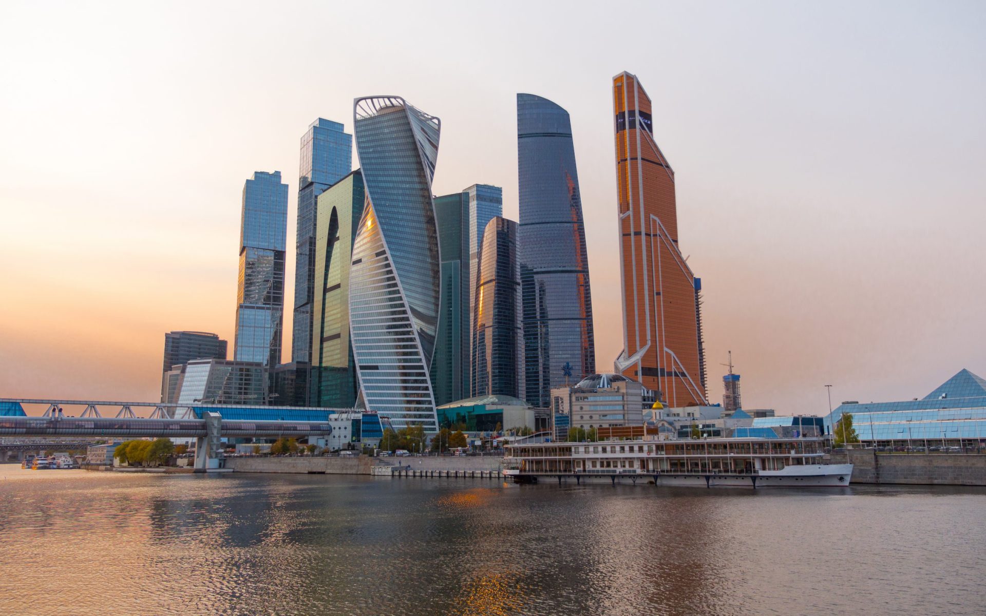 modern-buildings-of-glass-and-steel-skyscrapers-ag-LZG34CE-1-scaled.jpg